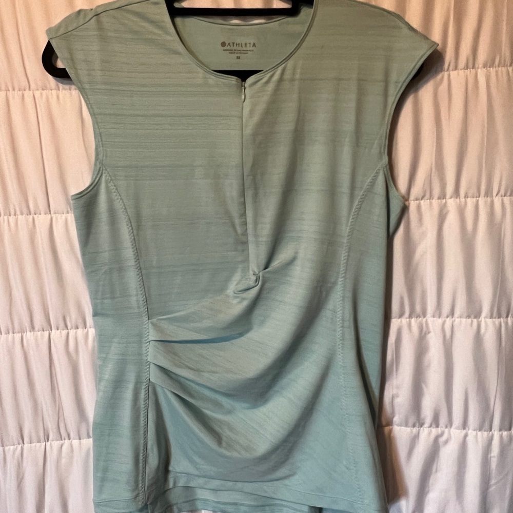 Athleta sleeveless top